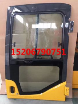 點擊查看詳細信息<br>標題：小松PC200-7/PC-7型駕駛室車門總成  閱讀次數(shù)：2052