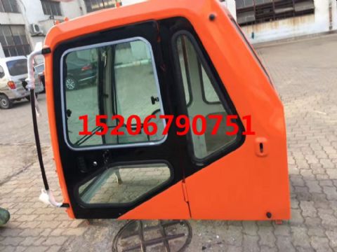 點(diǎn)擊查看詳細(xì)信息<br>標(biāo)題：斗山DH220-7/DH-7型駕駛室 可選裝內(nèi)飾  閱讀次數(shù)：2391