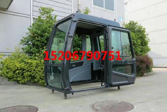 點(diǎn)擊查看詳細(xì)信息<br>標(biāo)題：現(xiàn)代R215-7/R-7型駕駛室總成 含內(nèi)飾  閱讀次數(shù)：2224