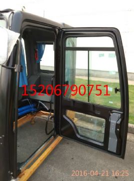 點(diǎn)擊查看詳細(xì)信息<br>標(biāo)題：三一SY215-9/SY-9型挖掘機(jī)駕駛室總成 帶內(nèi)飾線(xiàn)束 閱讀次數(shù)：3549