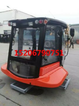 點(diǎn)擊查看詳細(xì)信息<br>標(biāo)題：兩頭忙駕駛室總成  閱讀次數(shù)：3257